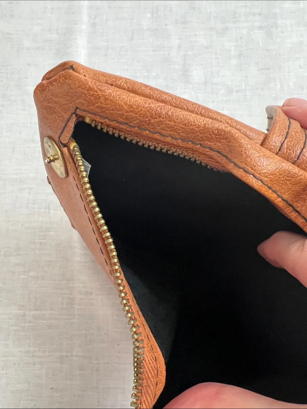 🌞 Classic Vintage 60s 70s Brown wallet billfold Front Pocket snaps closed strap